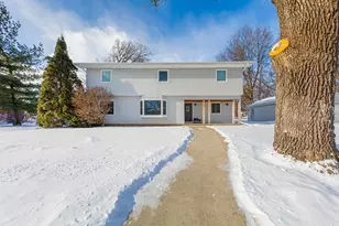 728 Winona St, Mankato, MN 56001 - Photo 2