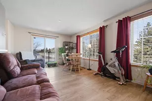 15517 Flight Way, Apple Valley, MN 55124 - Photo 8