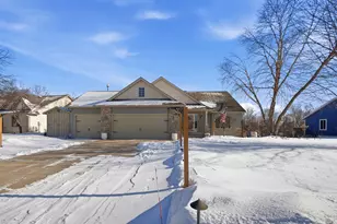 8053 Trappers Ridge Dr, Clear Lake, MN 55319 - Photo 1