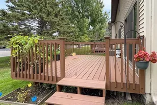 3287 Arcade St S, Vadnais Heights, MN 55127 - Photo 18