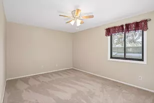 3287 Arcade St S, Vadnais Heights, MN 55127 - Photo 8