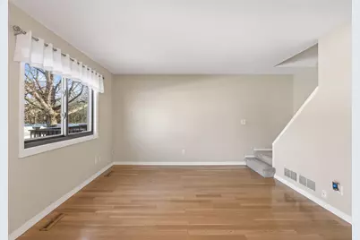 3287 Arcade Street S, Vadnais Heights, MN 55127 - Photo 6