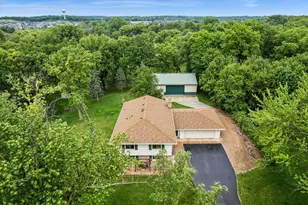 7160 Creekwood Ln, Prior Lake, MN 55372 - Photo 2
