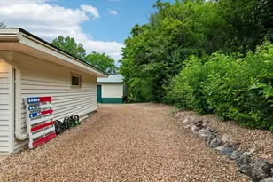 7160 Creekwood Ln, Prior Lake, MN 55372 - Photo 6