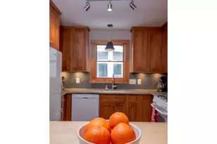 448 Thomas Ave S, Minneapolis, MN 55405 - Photo 20