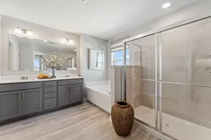 10561 Bent Pne Ln, Woodbury, MN 55129 - Photo 22