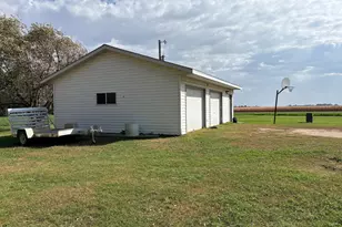 28048 310th St, Bigelow, MN 56117 - Photo 46