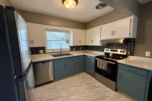 416 W Tyler Ave, Eau Claire, WI 54701 - Photo 6