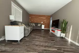 416 W Tyler Ave, Eau Claire, WI 54701 - Photo 4