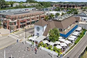 205 Barry Ave S, Wayzata, MN 55391 - Photo 50