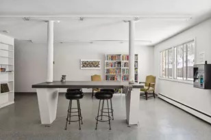 205 Barry Ave S, Wayzata, MN 55391 - Photo 34