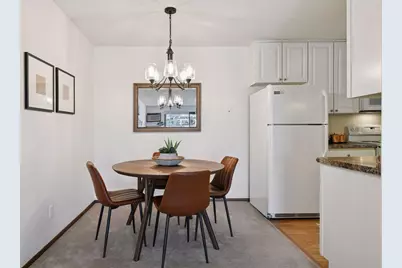 205 Barry Avenue S #303, Wayzata, MN 55391 - Photo 12