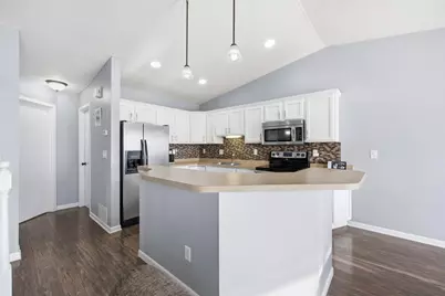 4804 51st Avenue S, Fargo, ND 58104 - Photo 10