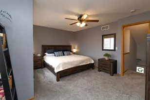 18358 Coneflower Ln, Eden Prairie, MN 55346 - Photo 16