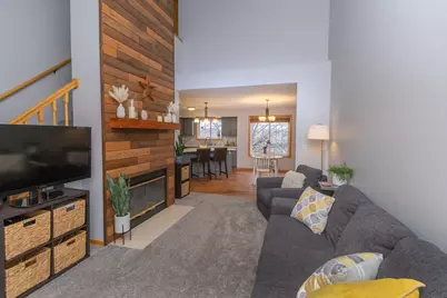 18358 Coneflower Lane, Eden Prairie, MN 55346 - Photo 4