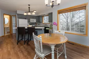 18358 Coneflower Ln, Eden Prairie, MN 55346 - Photo 8