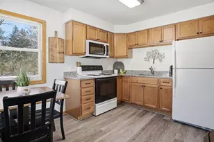 8 Pointcross Dr, Circle Pines, MN 55014 - Photo 12