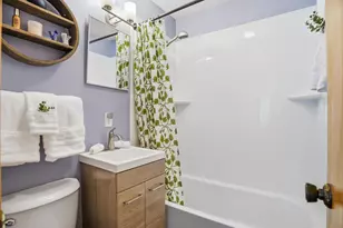 8 Pointcross Dr, Circle Pines, MN 55014 - Photo 18