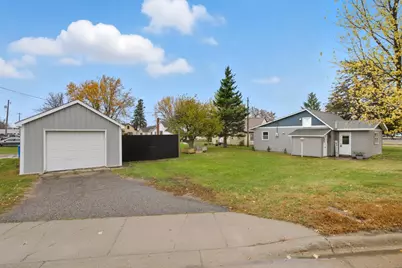 104 W Centre Street, Royalton, MN 56373 - Photo 2