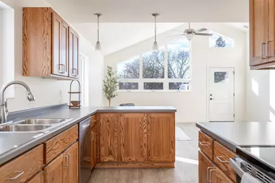 615 NW 7th Avenue, Grand Rapids, MN 55744 - Photo 10