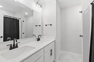 17922 Genoa Dr, Lakeville, MN 55024 - Photo 20