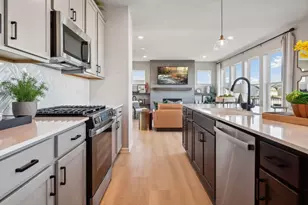 1542 Philipp Way, Shakopee, MN 55379 - Photo 10