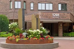 1201 Yale Pl, Minneapolis, MN 55403 - Photo 58