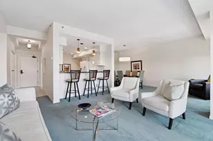 1201 Yale Pl, Minneapolis, MN 55403 - Photo 6