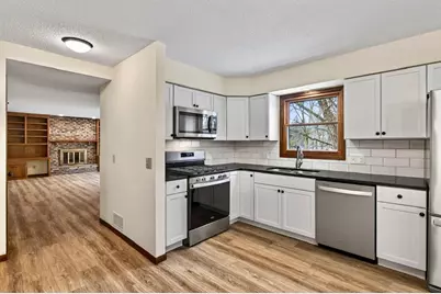 2700 Crestwood Circle, Minnetonka, MN 55305 - Photo 4