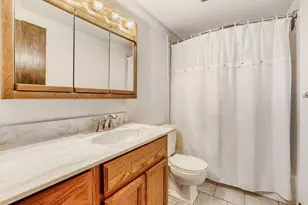 13330 Findlay Way, Apple Valley, MN 55124 - Photo 18