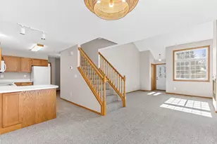 8759 Branson Dr, Inver Grove Heights, MN 55076 - Photo 6