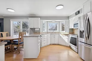 4645 Shenandoah Ln N, Plymouth, MN 55446 - Photo 12