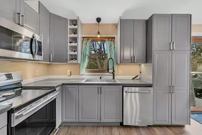 2202 Clare Court, Saint Cloud, MN 56301 - Photo 14