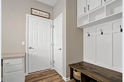 20502 Granville Lane, Lakeville, MN 55044 - Photo 18