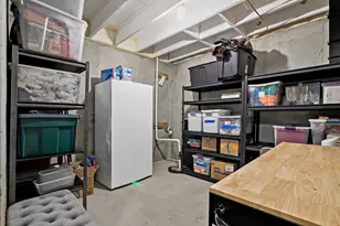 20502 Granville Ln, Lakeville, MN 55044 - Photo 44