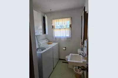 1025 W Fairview Drive, Luverne, MN 56156 - Photo 16