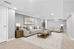 2128 Reaney Ave E, Saint Paul, MN 55119 - Photo 8