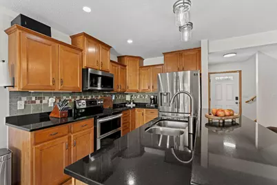 5021 56th Street NW, Rochester, MN 55901 - Photo 4