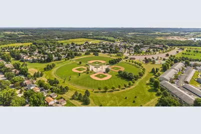 859 Londonderry Lane NW, Rochester, MN 55901 - Photo 6