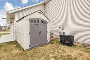 2214 Hulett Ave, Faribault, MN 55021 - Photo 38