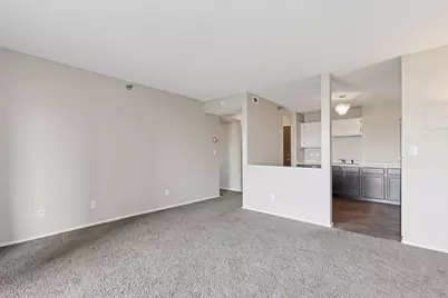 66 9th Street E #1609, Saint Paul, MN 55101 - Photo 12