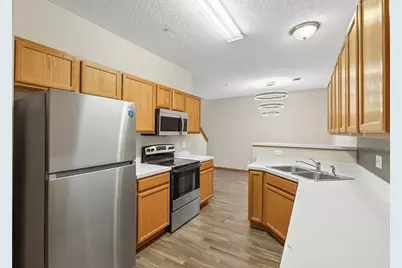 5070 Holly Lane N #6, Plymouth, MN 55446 - Photo 4