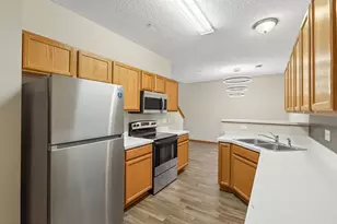 5070 Holly Ln N, Plymouth, MN 55446 - Photo 4