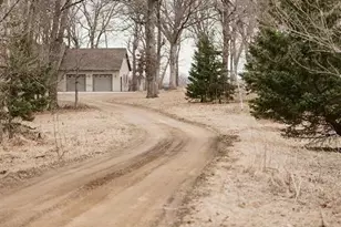 11898 River St, Holdingford, MN 56340 - Photo 6