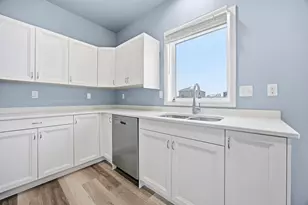 3429 18th St S, Moorhead, MN 56560 - Photo 8