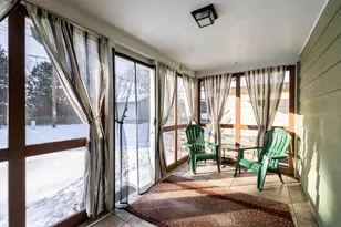 421 N 3rd St, La Crescent, MN 55947 - Photo 14