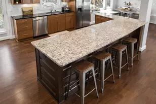 605 Kingsview Ln N, Plymouth, MN 55447 - Photo 4