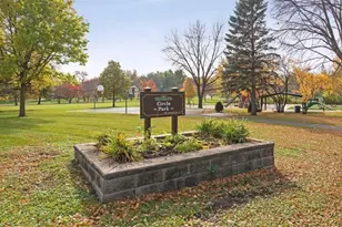 605 Kingsview Ln N, Plymouth, MN 55447 - Photo 28