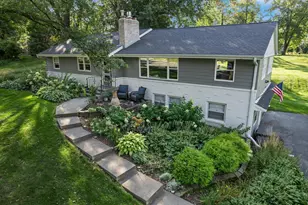 605 Kingsview Ln N, Plymouth, MN 55447 - Photo 22