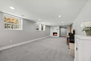 605 Kingsview Ln N, Plymouth, MN 55447 - Photo 16